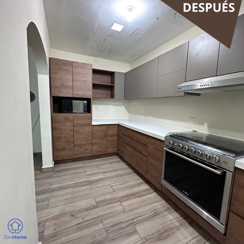 Cocina antigua antes de la remodelación en Encino Residencial, Apodaca
