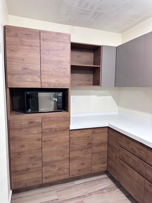 Cocina Encino Residencial Apodaca — detalle de gabinetes